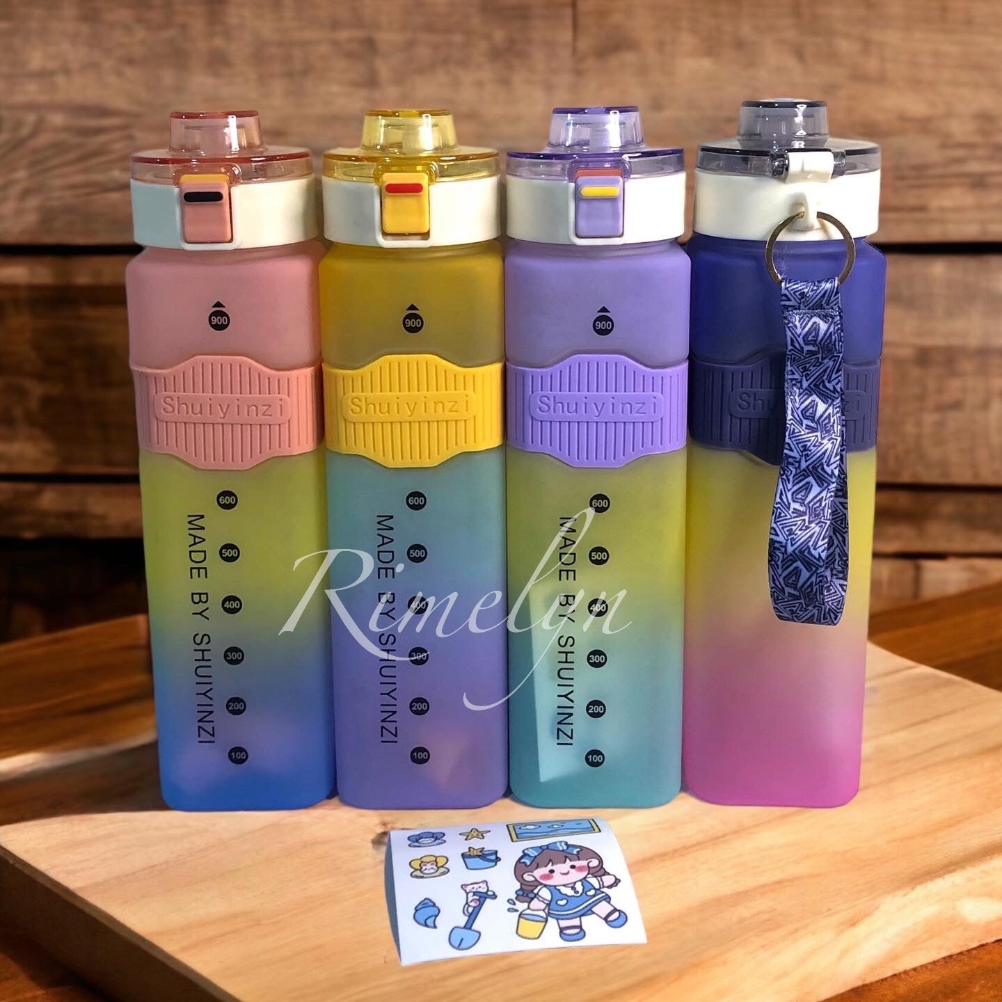 Colored water bottle - Rimelyn